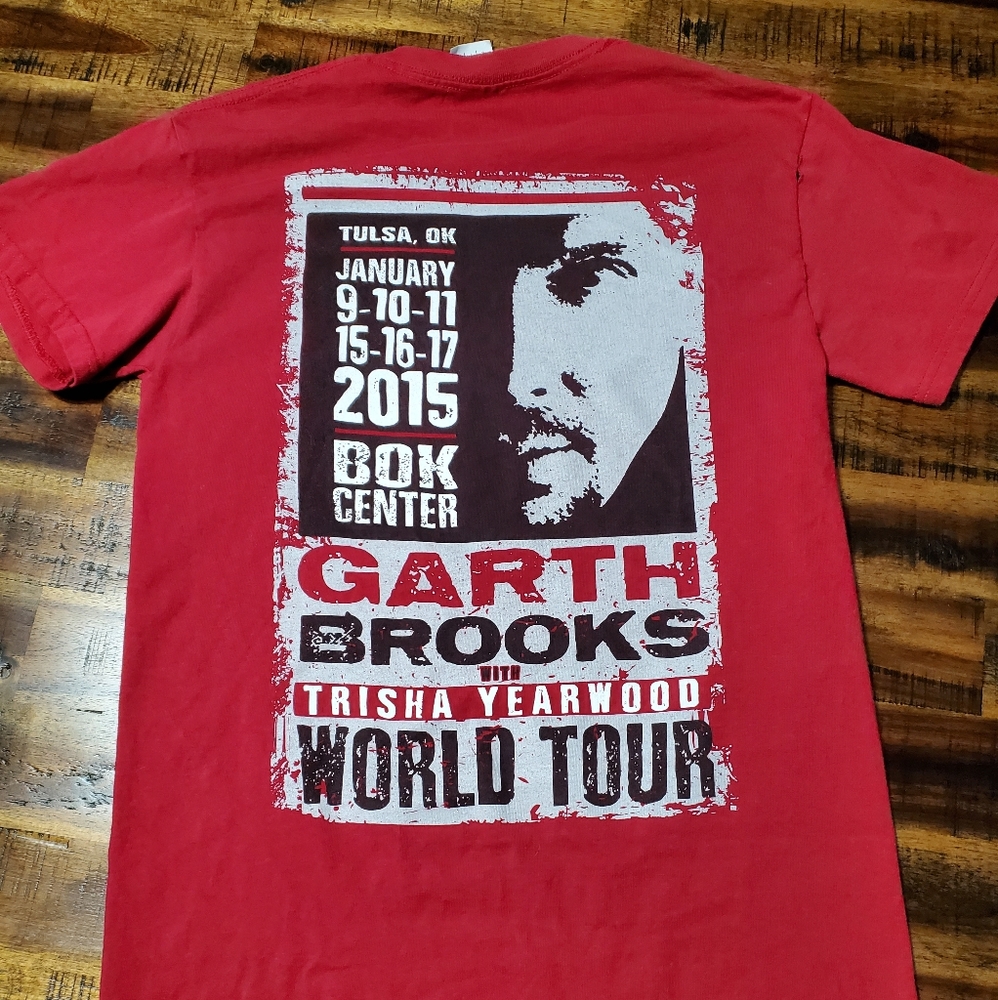 2015 Garth Brooks G World Tour Tshirt